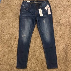 Vigoss Jagger Skinny Jeans. Size 32. NWT.
